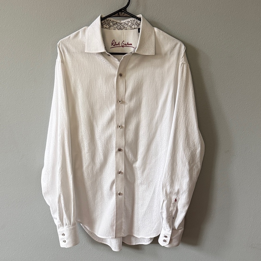Robert Graham Men's White Textured Dress Shirt with Accent Collar and Cuffs